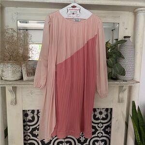 Pleated Two-Tone Pink Shift Dress